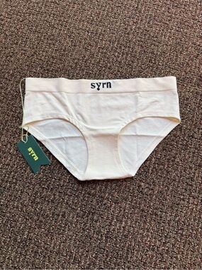 Women's Seamless Cotton Bikini Panty in Ivory